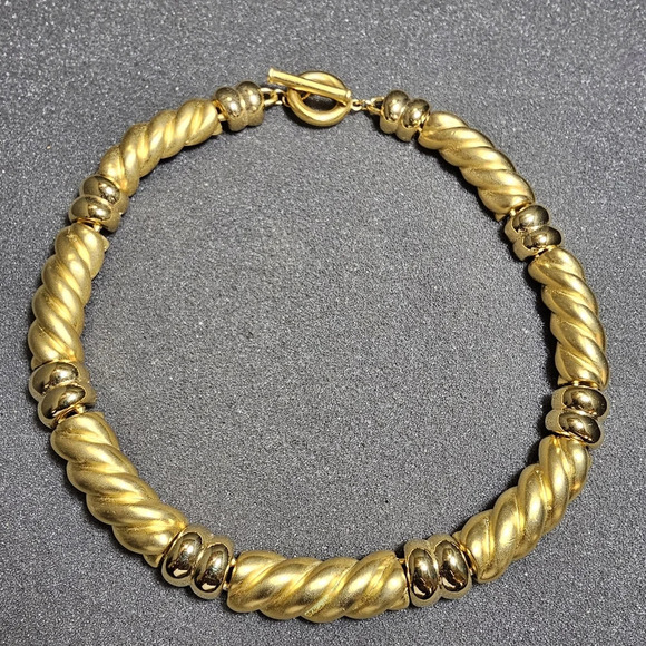 Givenchy Vintage Necklace Collar Gold Tone Heavy Chunky Chain Runway Signed 80s - Picture 1 of 7